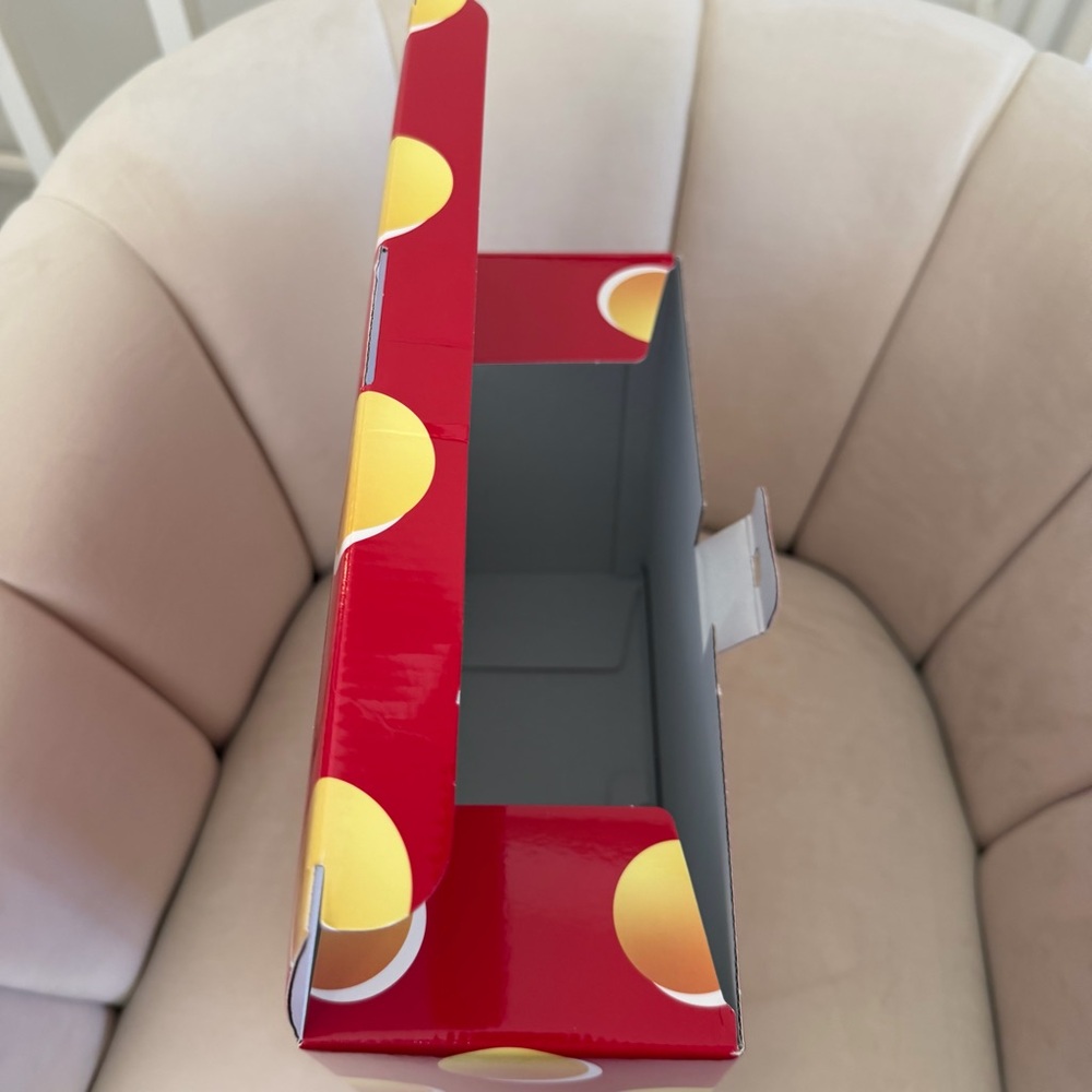 Estée Lauder Red Polka Dot Holiday Gift Empty Box Organizer Reusable Storage - Picture 7 of 7